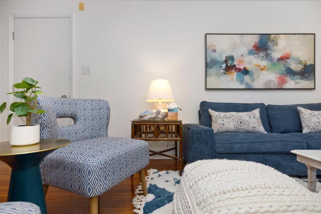 The Poolside Retreat - Spacious 4 Bdrm With Pool, Hot Tub,firepit,games,dogs Welcome Holiday home