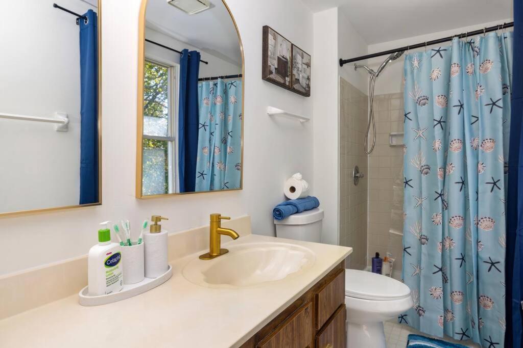 Holiday home The Poolside Retreat - Spacious 4 Bdrm With Pool, Hot Tub,firepit,games,dogs Welcome *
